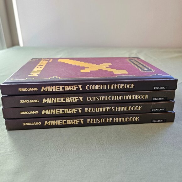 4 Minecraft Mojang Hardcover Books - Redstone, Combat, Beginner's & Construction - Picture 8 of 12
